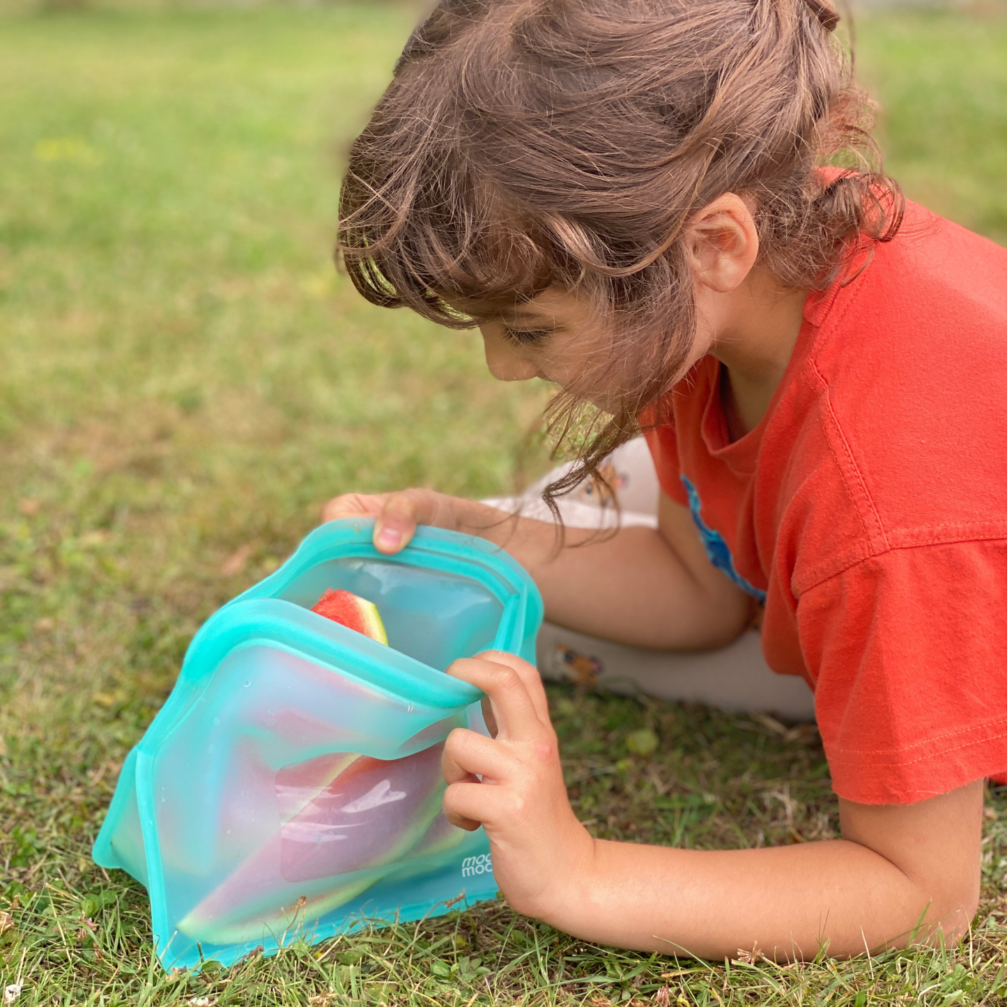 moonmoon silicone food bag, reusable silicone bag, silicon food pouch, silicone storage bags uk, silicone ziplock bags uk, joie reusable bags, batch lady freezer bags, stasher bags, m&s silicone storage bags, moonmoo